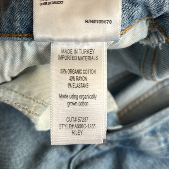 Agolde Riley High Rise Crop - Picture 7 of 7